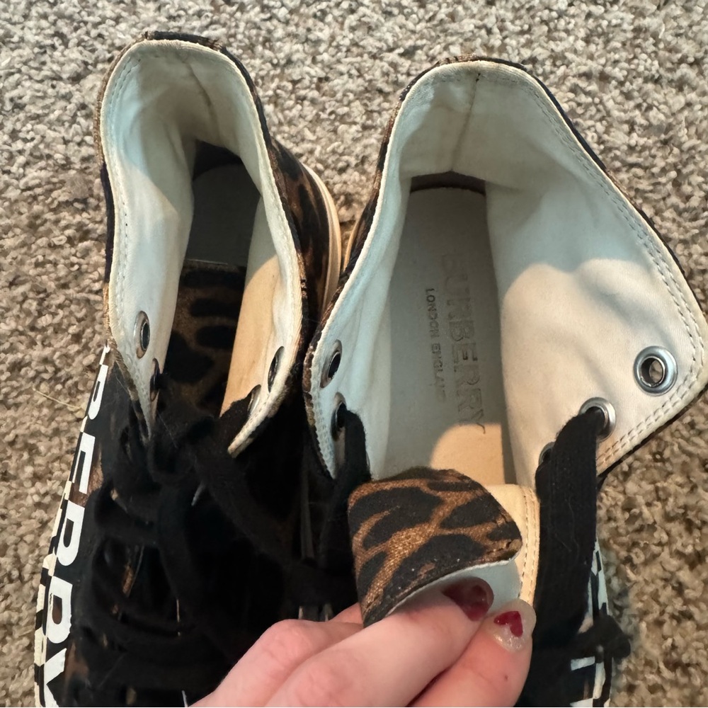 Burberry leopard print high top trainers sneakers - Picture 5 of 5